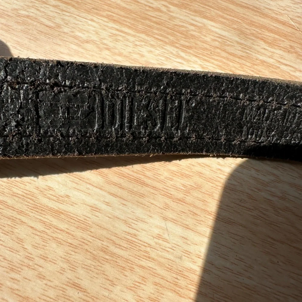 Diesel girl’s Beratik leather belt new with tags 26”